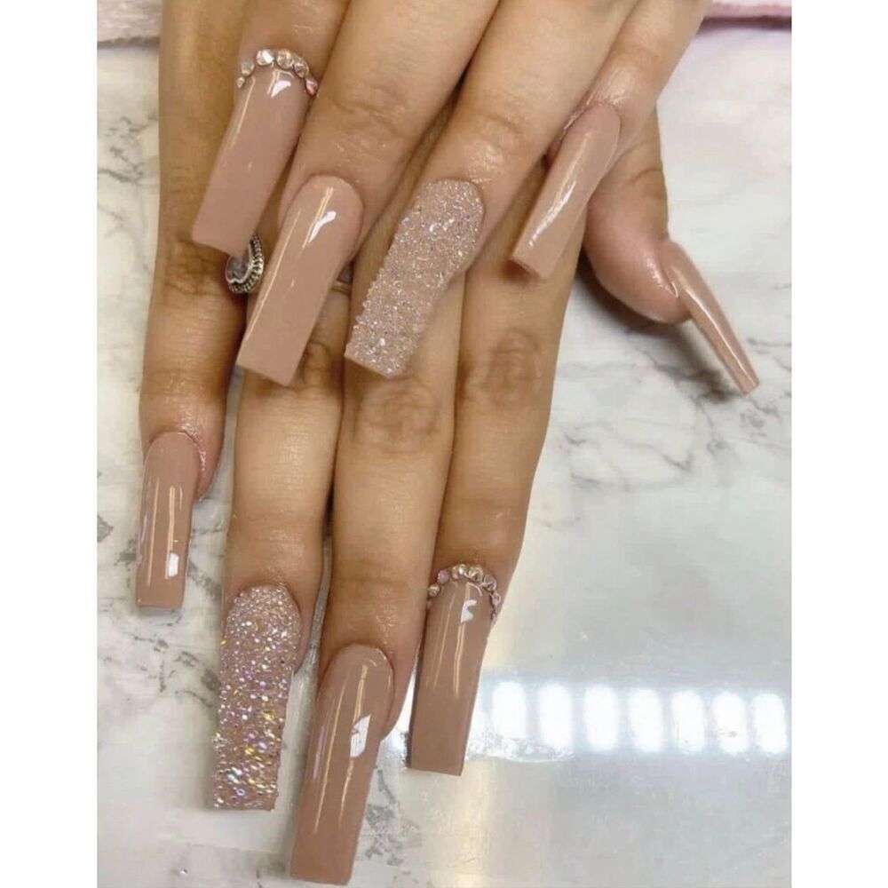24 pc Acrylic Nails Set